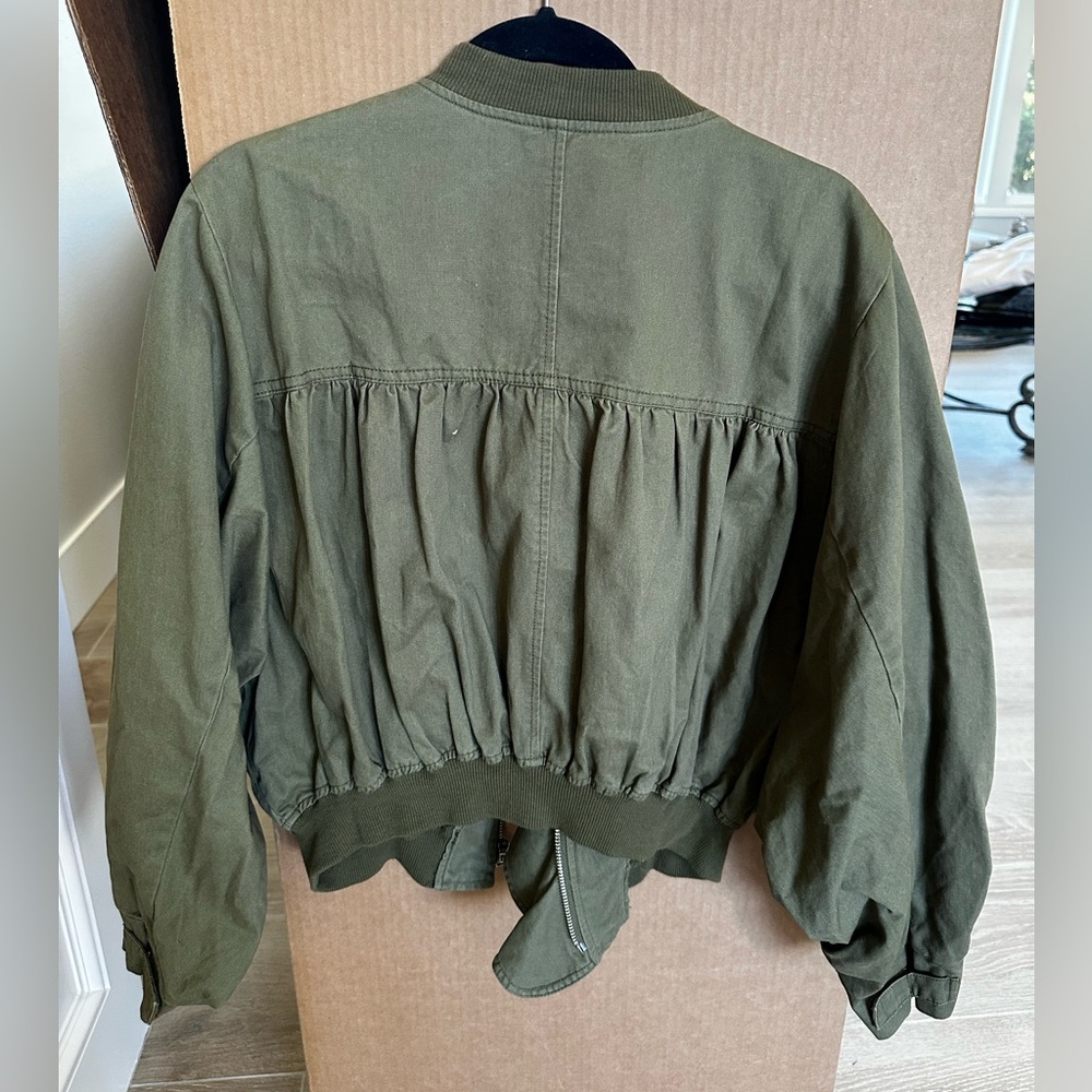 Bomber Jacket - Picture 5 of 7